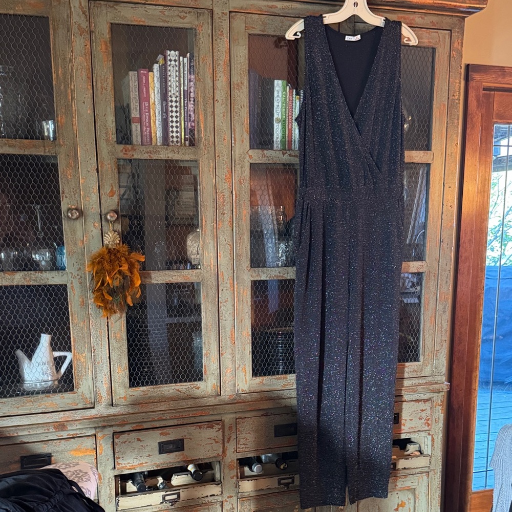Dex Sparkling Black and Gold Maxi jumpsuit